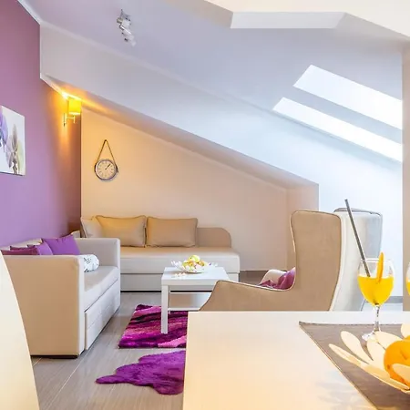 Luxury Mande Vila *
