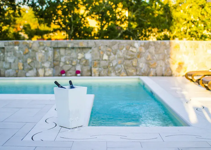 Luxury Mande Malinska