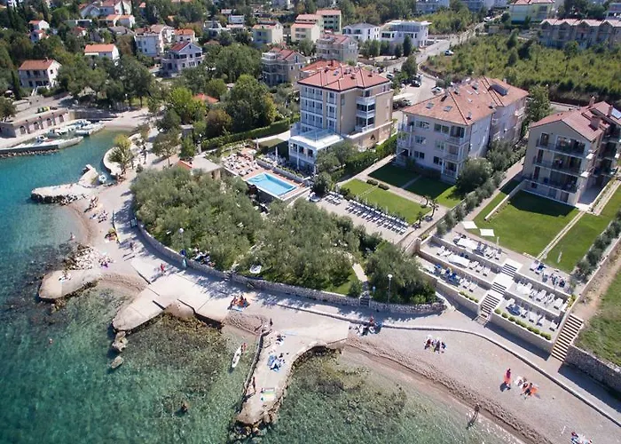 Luxury Mande Villa *