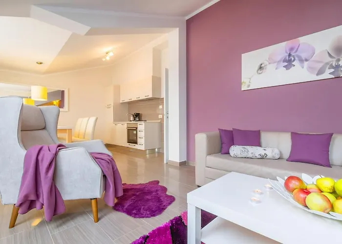 Luxury Mande