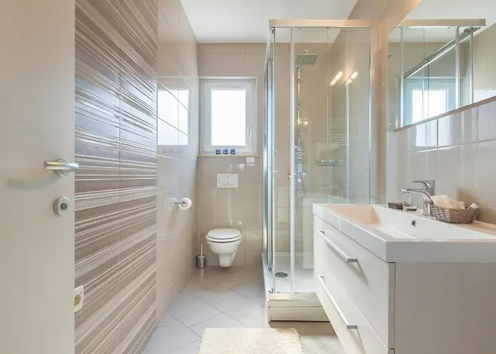 Luxury Mande Villa *