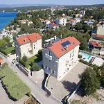Luxury Mande Konukevi Malinska