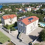 Luxury Mande Konukevi Malinska