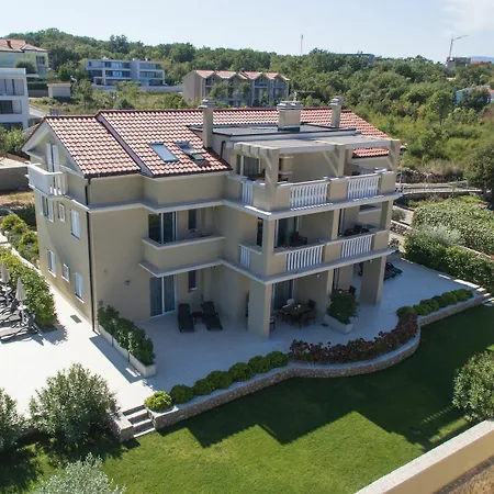 Luxury Mande Malinska