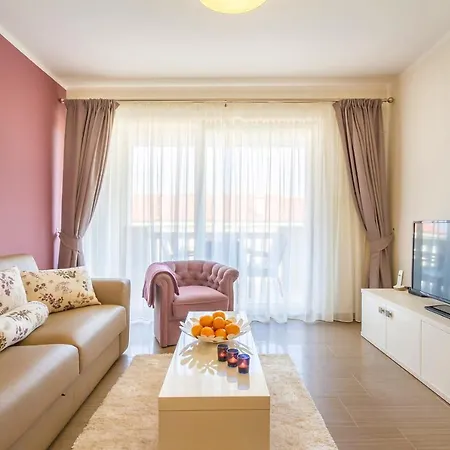 Luxury Mande Villa