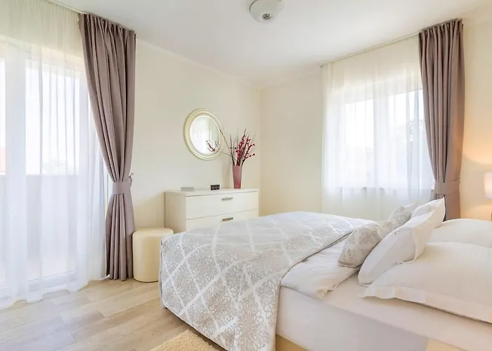 Villa Luxury Mande *