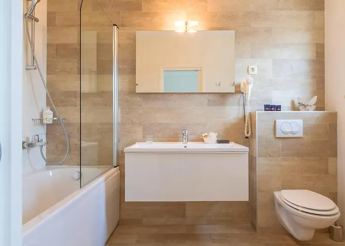 Luxury Mande Villa